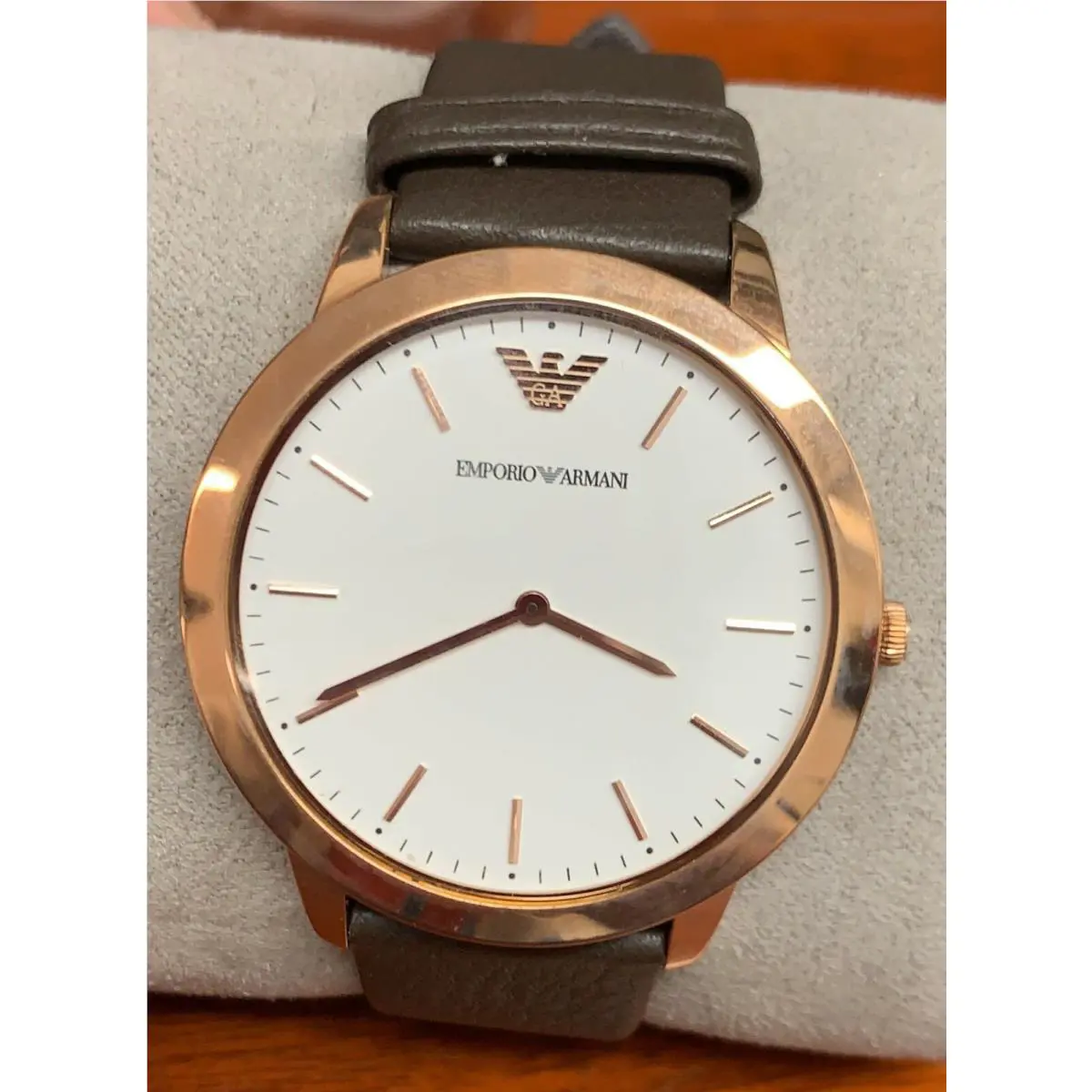Emporio Armani AR2487 Classic White Dial Brown Leather Strap Men`s Watch