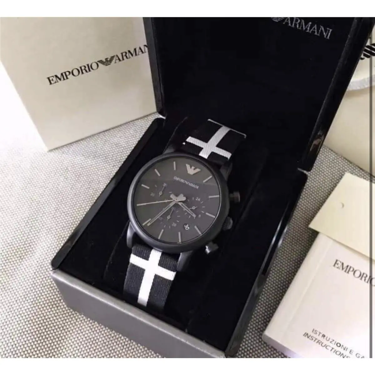 Emporio Armani Quartz AR1860 Black Dial Men`s Watch
