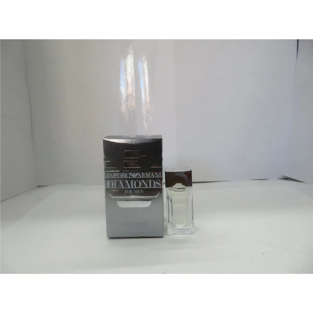Emporio Armani Diamonds For Men Mini 0.14 Fl oz/4 ml Eau De Toilette Pour Homme