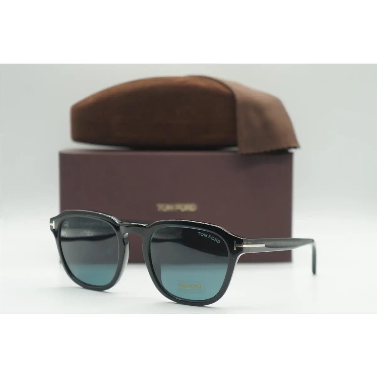 Tom Ford TF 931 01V Black Dark Teal Sunglasses Frames 52-21