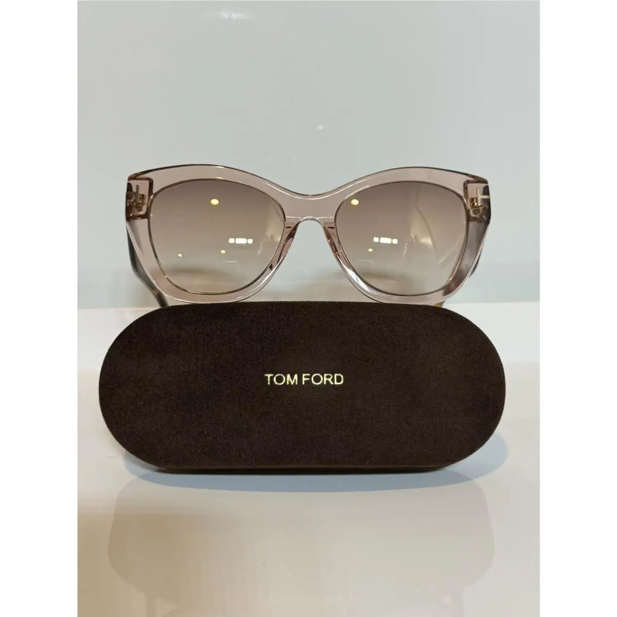 Tom Ford Cara 940 72G Crystal Pink Bold Cateye Woman s Sunglasses 56mm