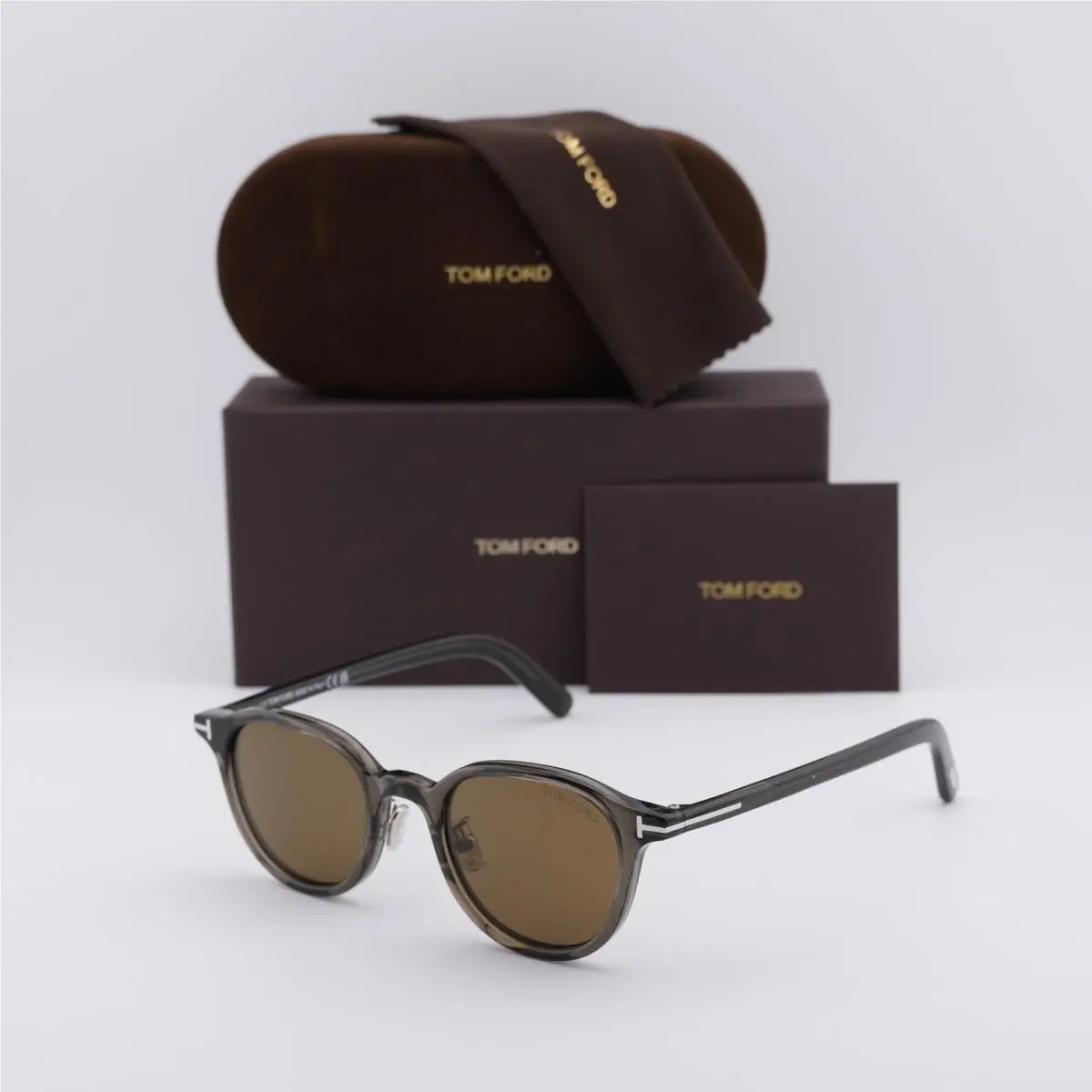 FT0977-D 20J Transparent Grey/roviex 48-22-145 Sunglasses by Tom Ford