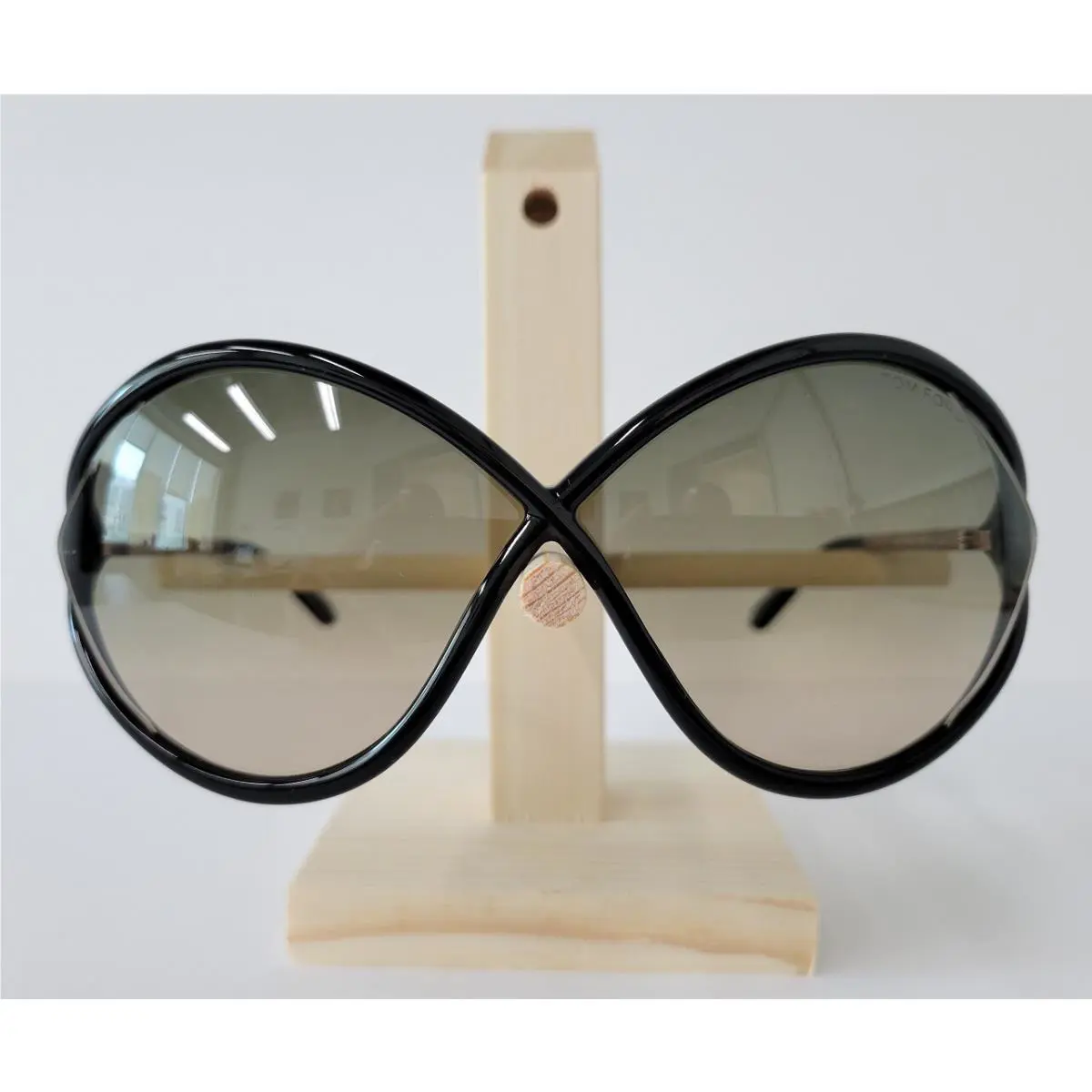 Tom Ford TF-528 Liora Sunglasses Black Gold 01B