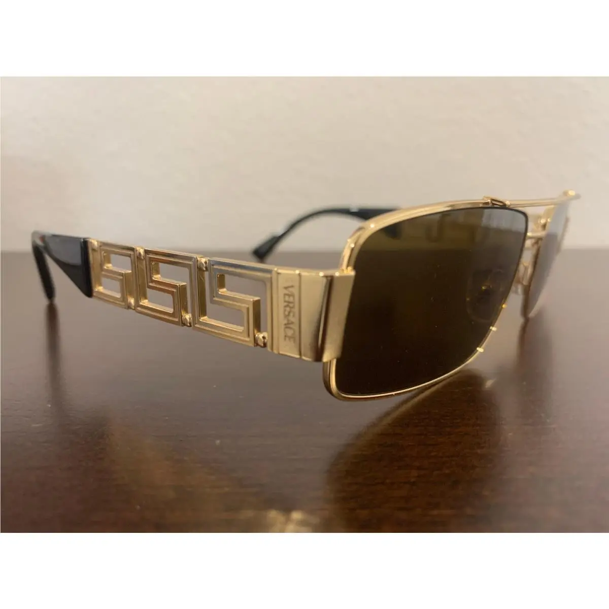 Versace VE2257 Gold Brown 1002/73 Men`s Sunglasses 60mm Reg