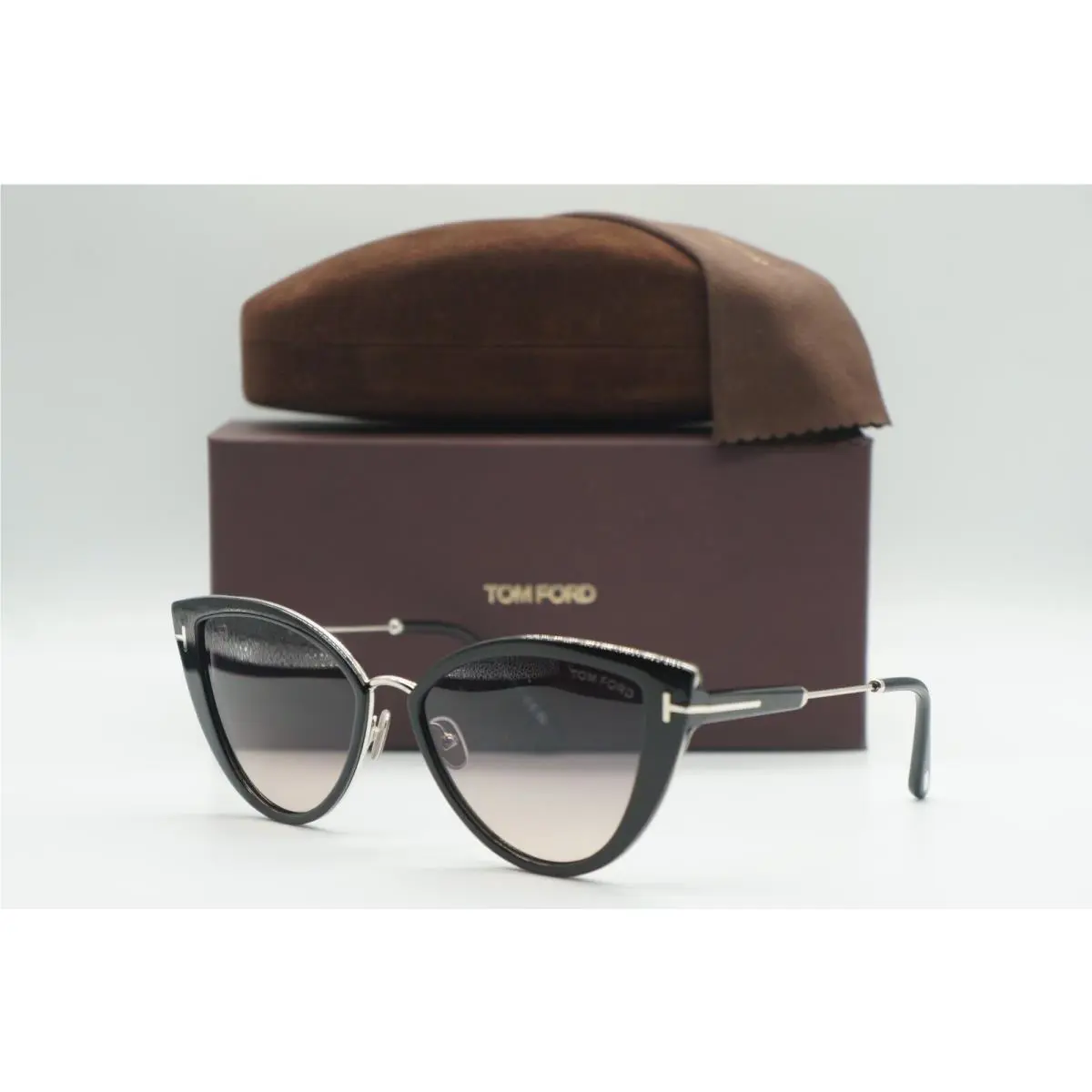 Tom Ford TF 868 01B Black Light Grey Sunglasses Frames 57-16