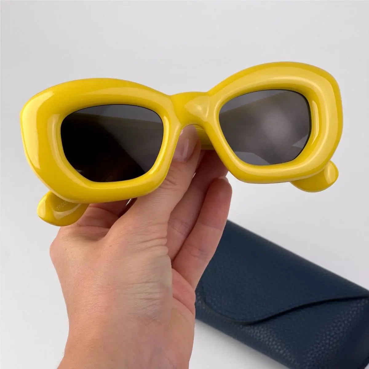 Loewe Women Sunglasses Yellow Grey Cat Eye LW40117I Inflated 39A