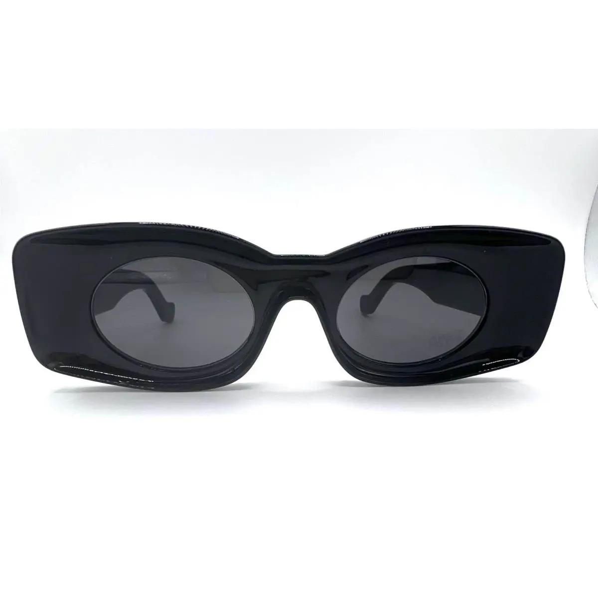 Loewe LW40033I LW 40033I 01A Black Sunglasses 49-23-145