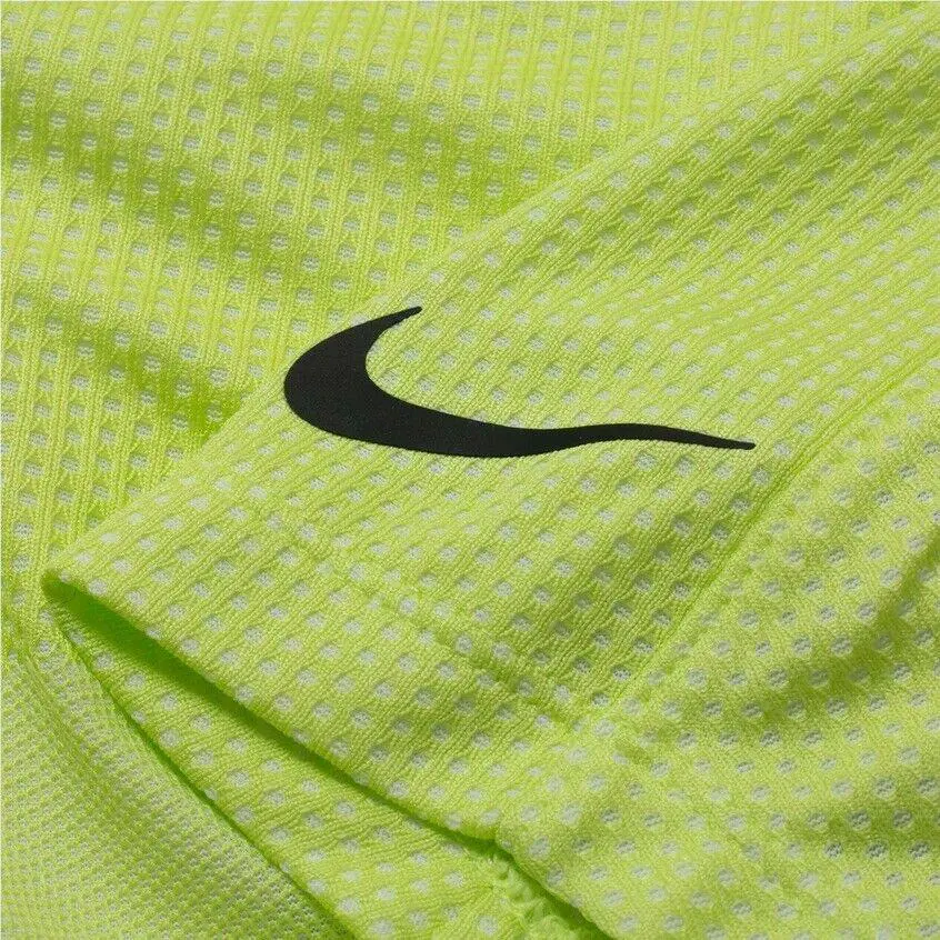 Nike clothing - Nike Dri - Dri - Lemon Twist 16
