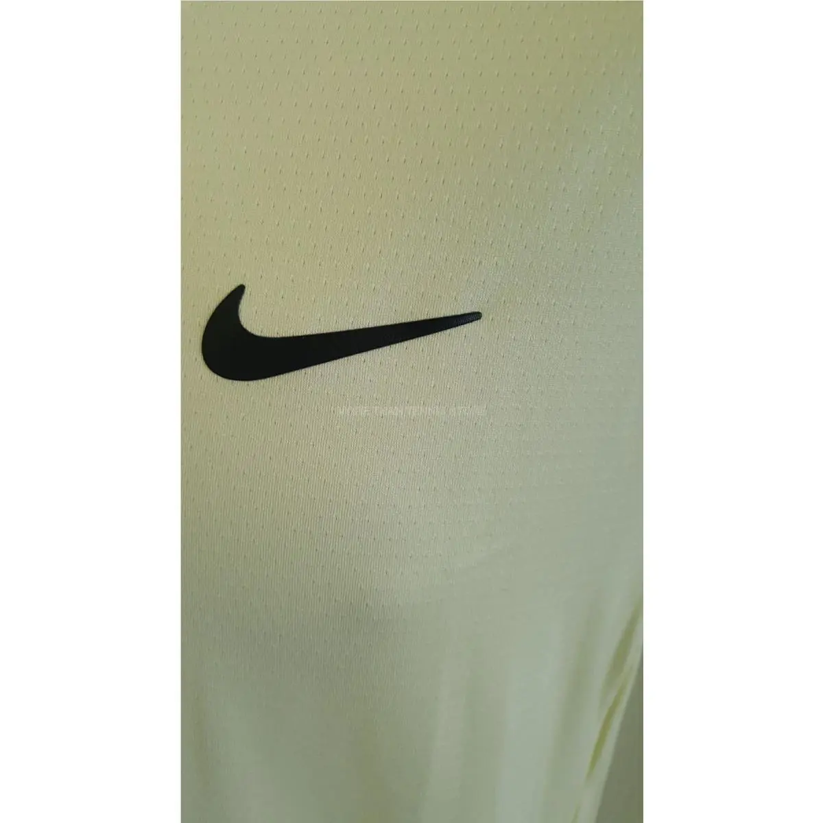 Nike clothing - Yellow 20