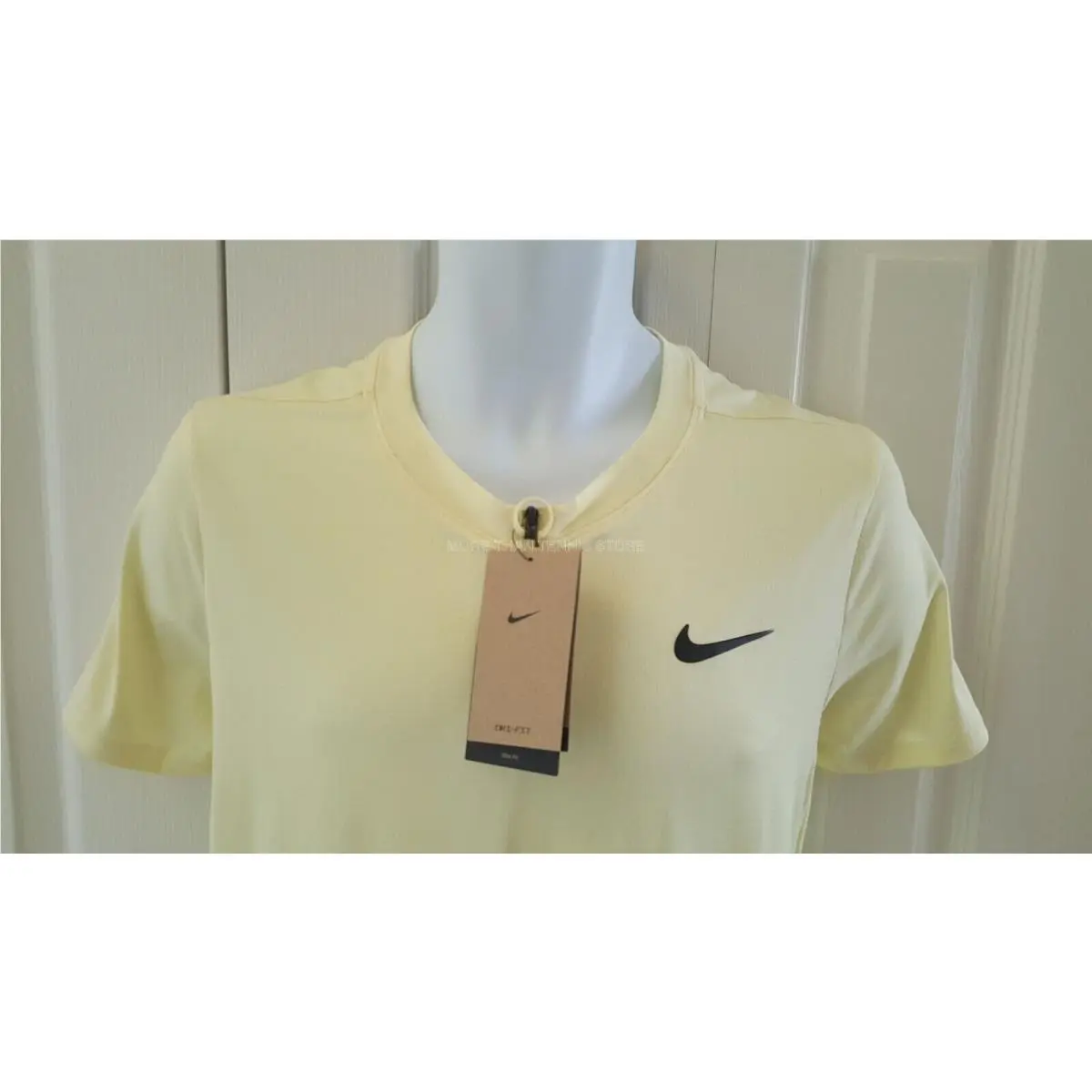 Nike clothing - Yellow 17