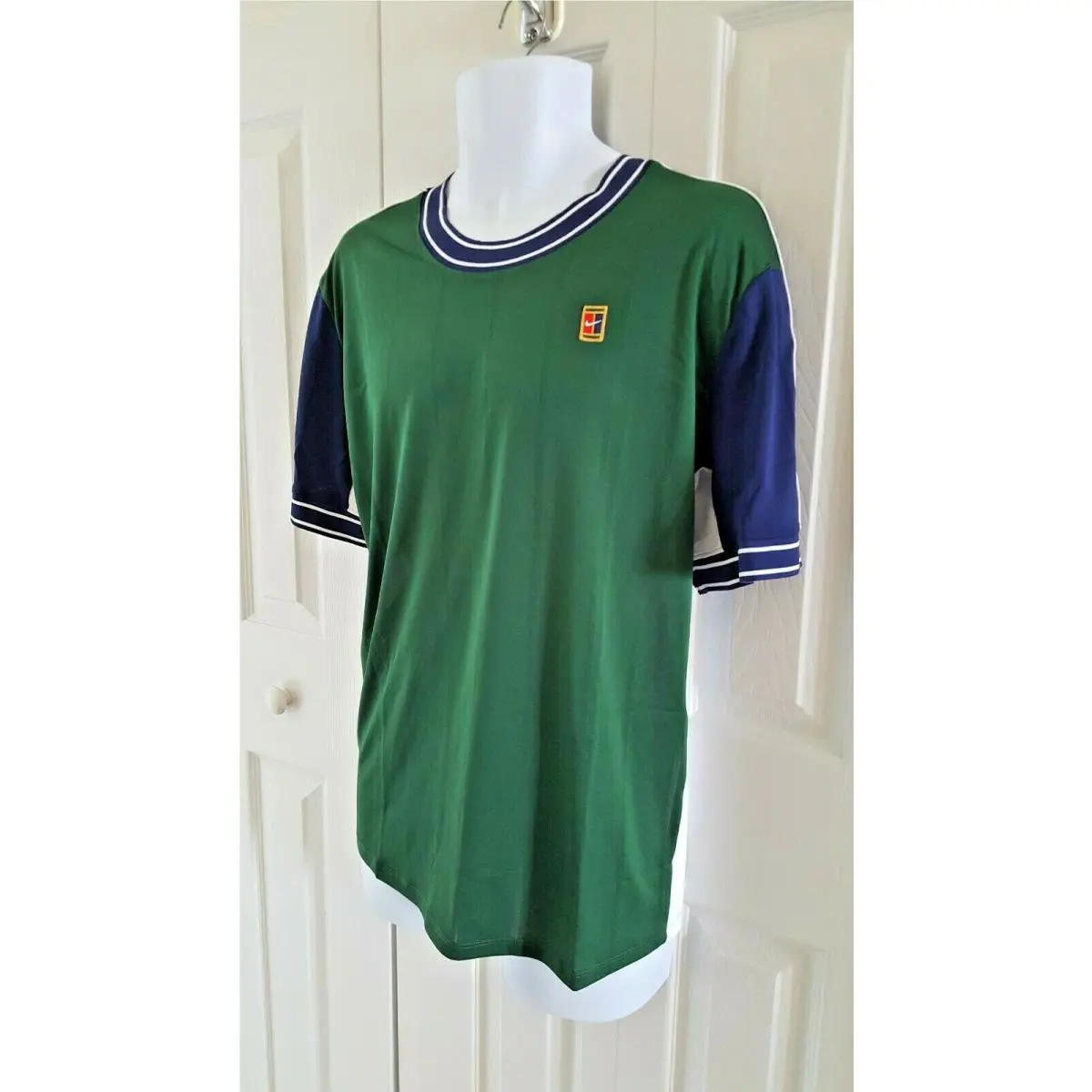 Nike clothing - Green 11