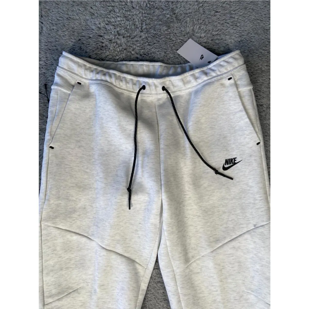Nike clothing - White 1