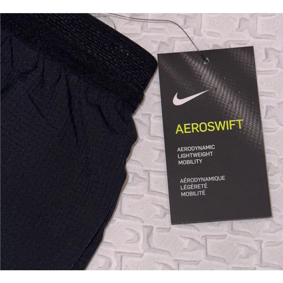 Nike clothing - Nike Aeroswift 4