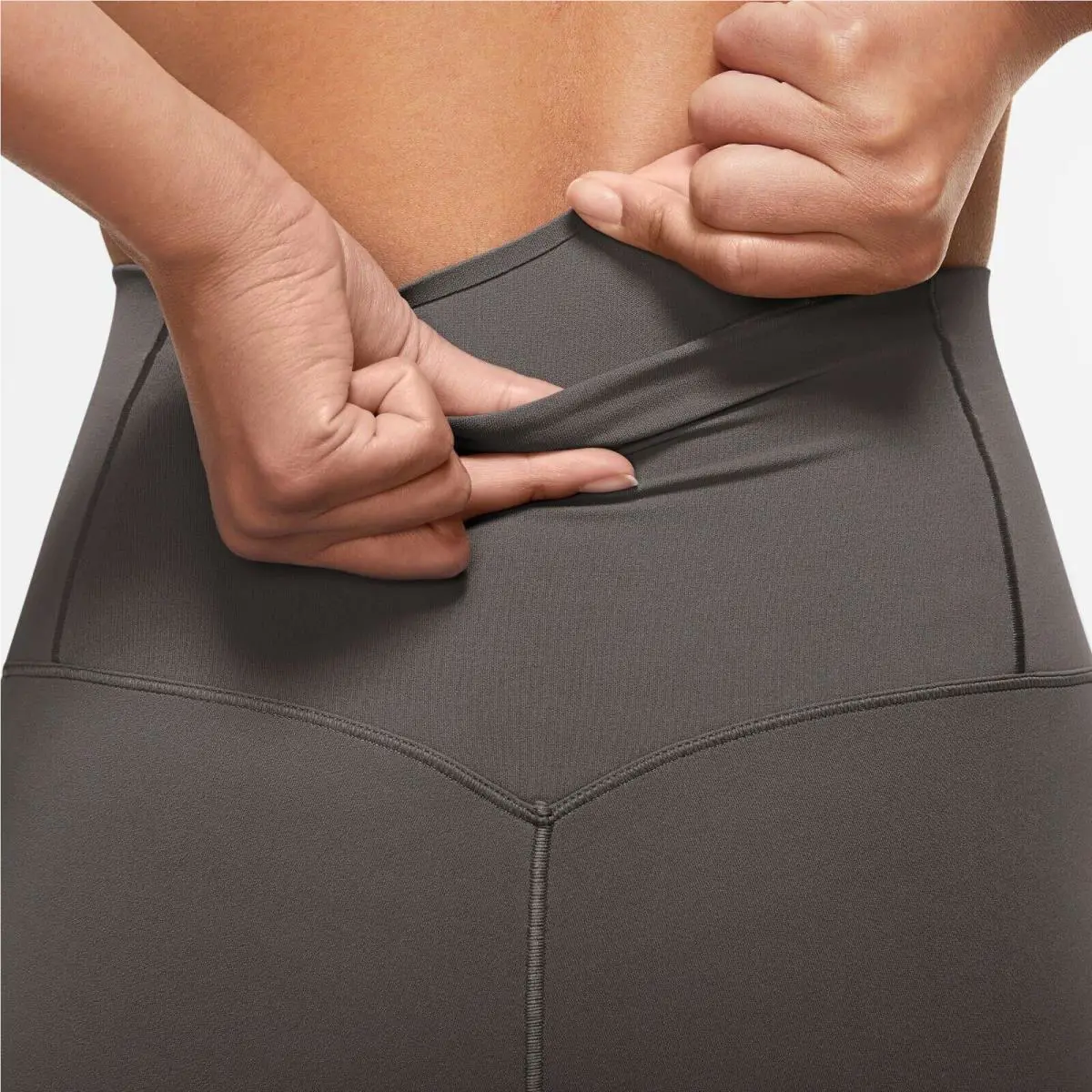 Nike clothing  - Brown 1