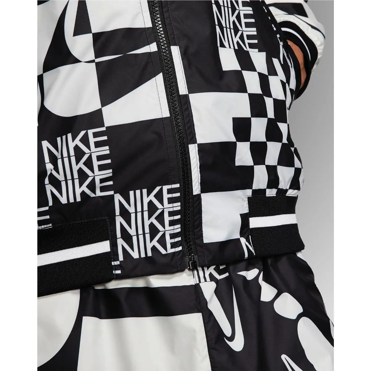Nike clothing - Windrunner - Windrunner - AR1632-133 - Black/White 8
