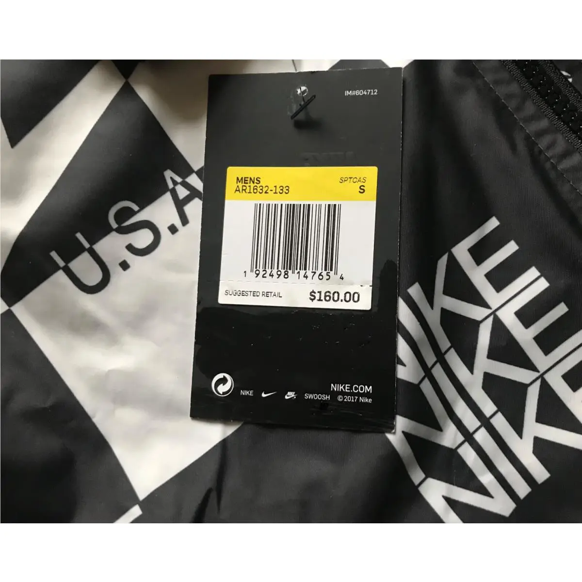 Nike clothing - Windrunner - Windrunner - AR1632-133 - Black/White 21