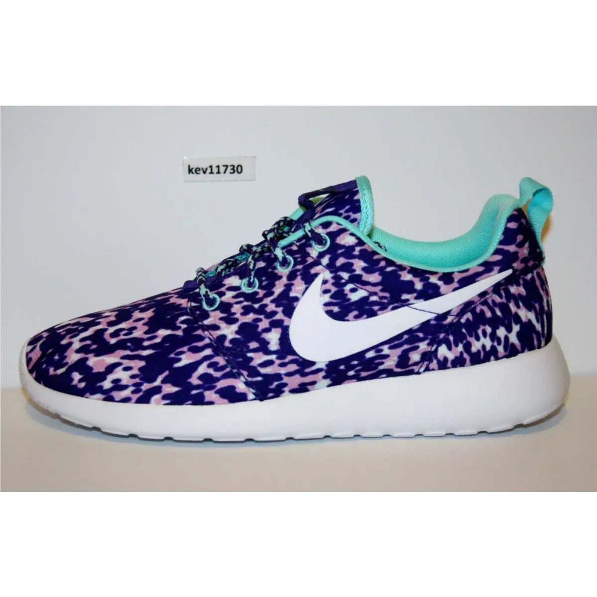 Nike shoes - Nike Roshe One - Roshe One - 599432 511 - Purple 0