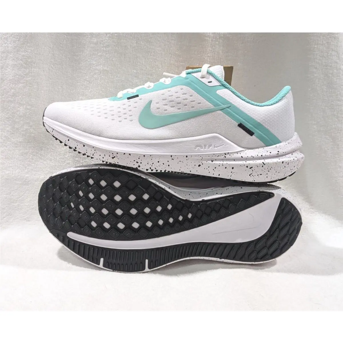 Nike shoes - Nike Air Winflo 10 - Air Winflo - FN7106-100 - White/Emerald 2