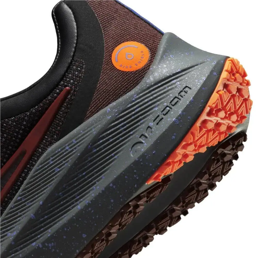 Nike shoes - Nike Zoom Winflo 8 Shield - DC3727-200 - Bronze Eclipse Black-Redstone 16
