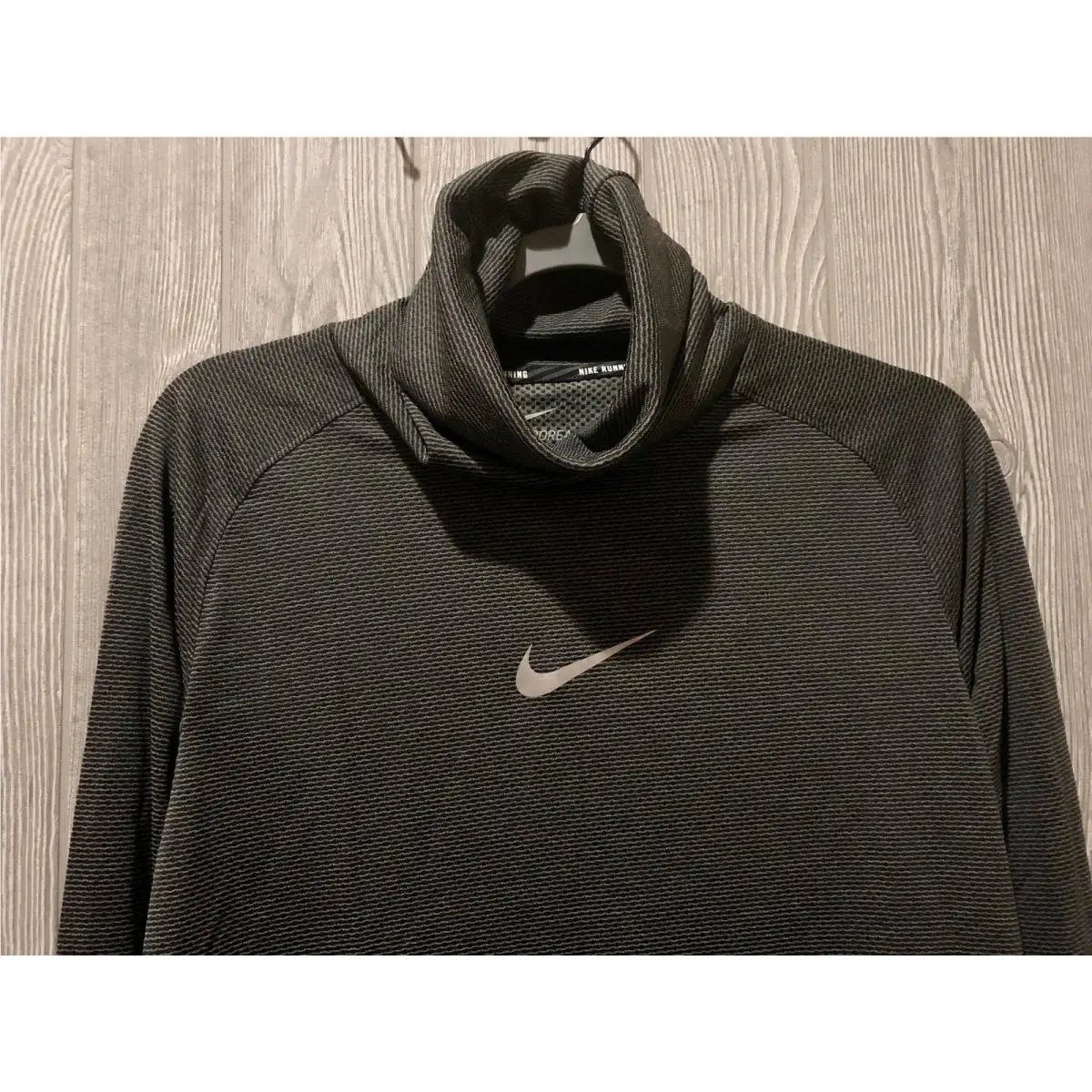 Nike clothing - NIKE AeroReact L/S Cowl Neck Running Training Shirt - 800651 - Black 4