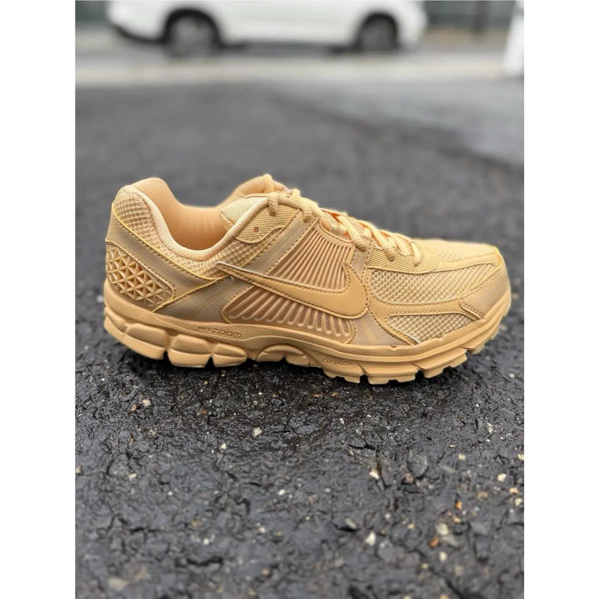 Nike shoes - Nike Zoom Vomero - Zoom Vomero - HF5493-200 - Gold 9