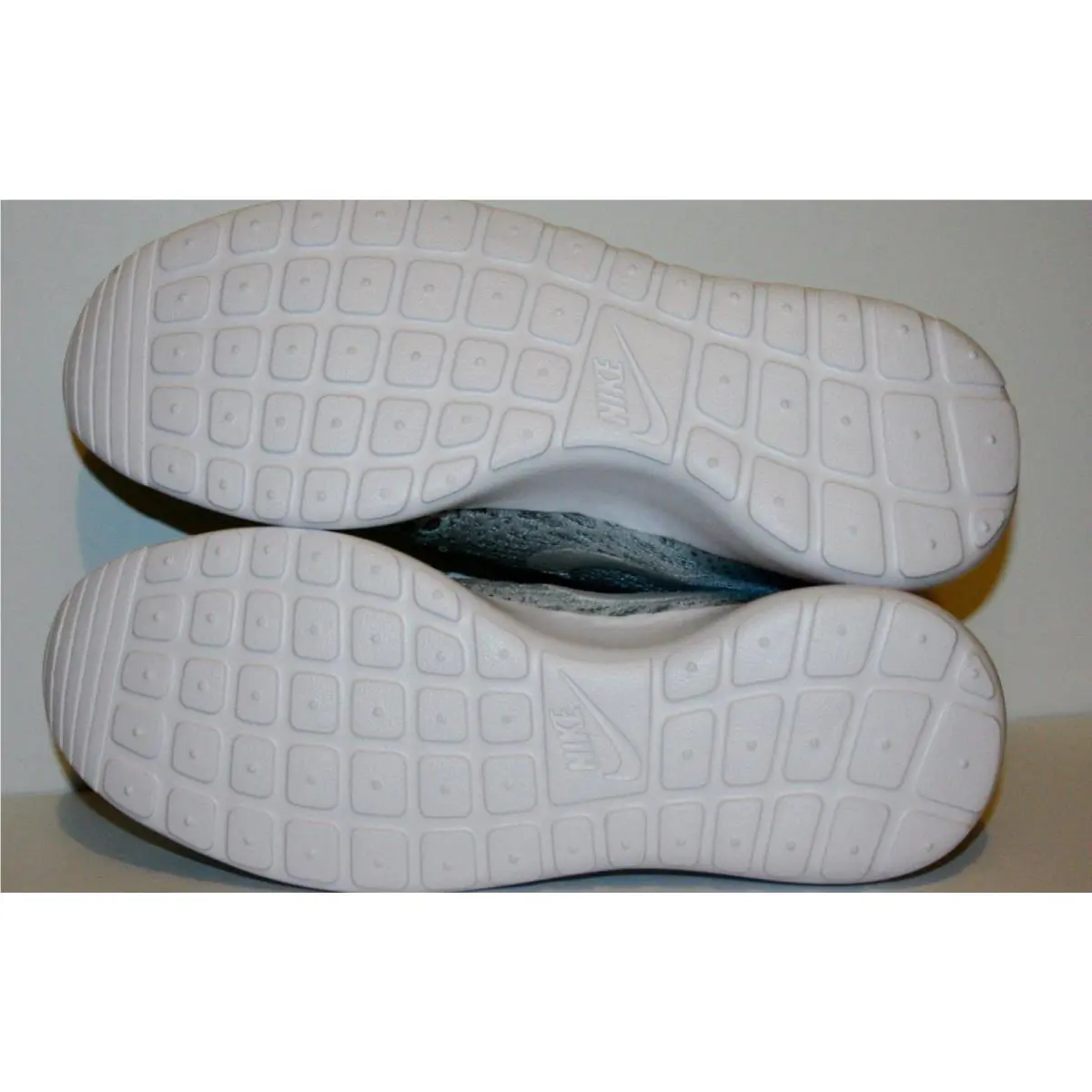 Nike shoes - Nike Roshe Run - Roshe Run - 704927 009 - Gray 5