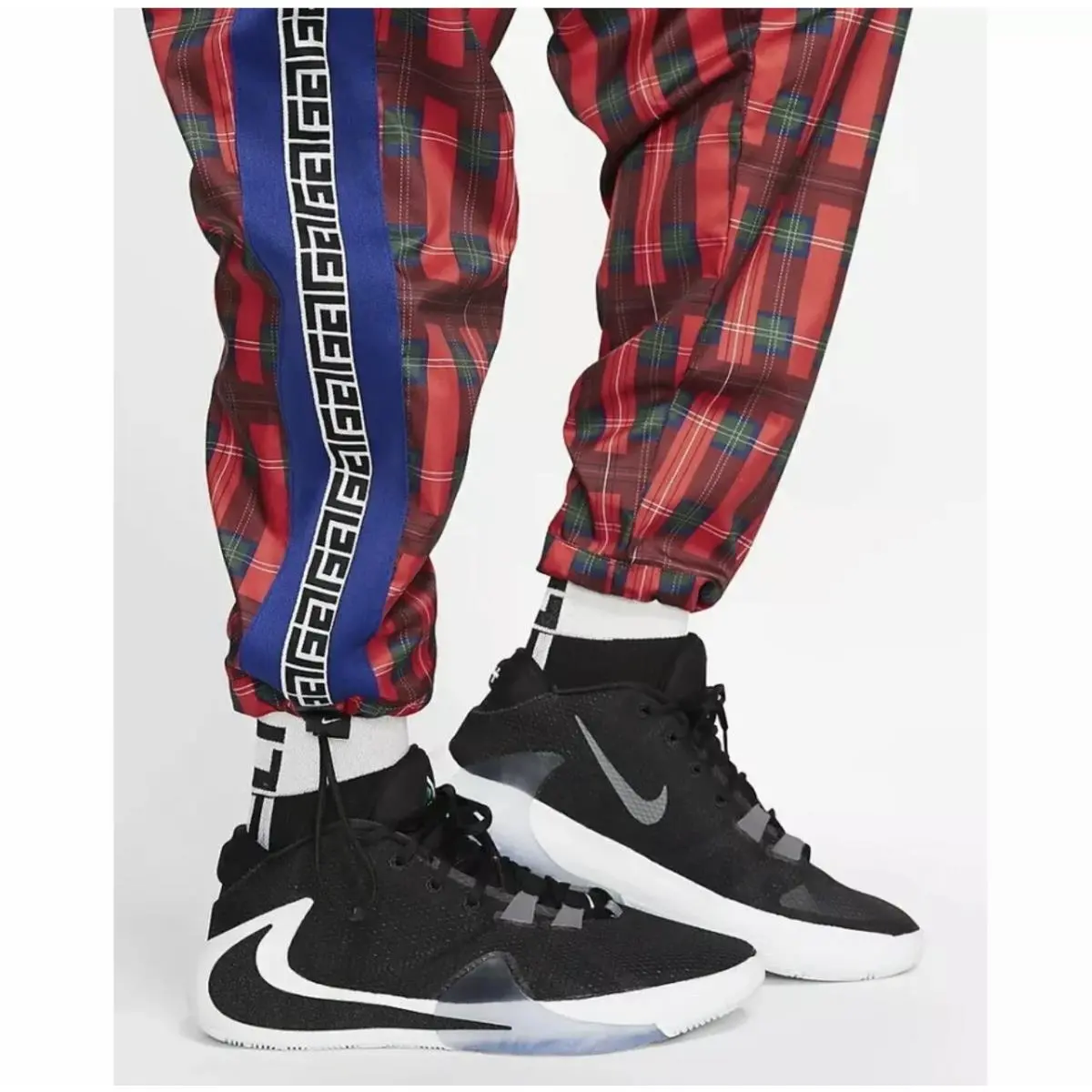 Nike clothing - Nike CW4756-657 - CW4756-657 - Red 15