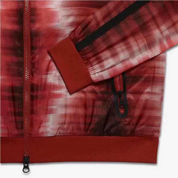 Nike clothing - Red 2