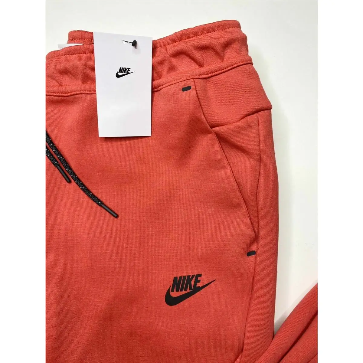 Nike clothing - Sportswear Tech - Sportswear Tech - Red 4