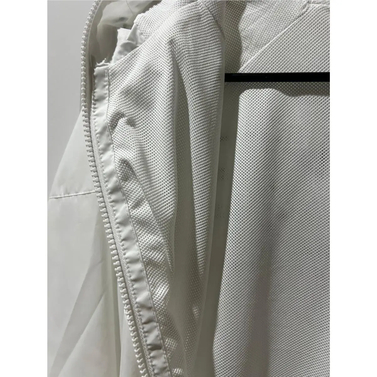 Nike clothing  - 100 8