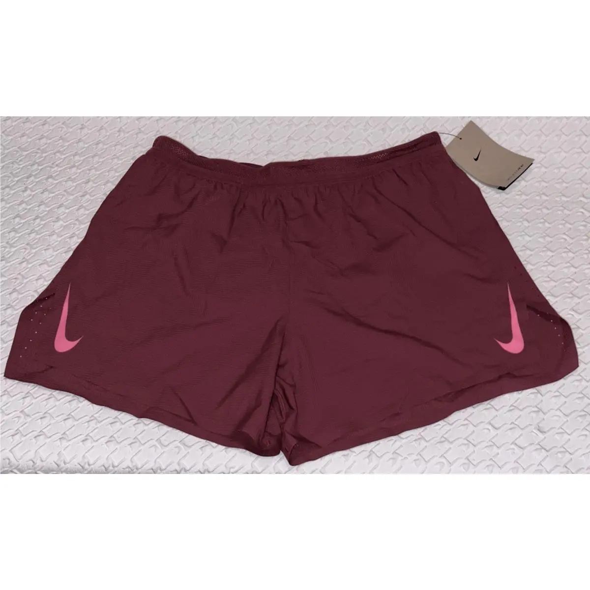 Nike clothing - Nike Aeroswift 4