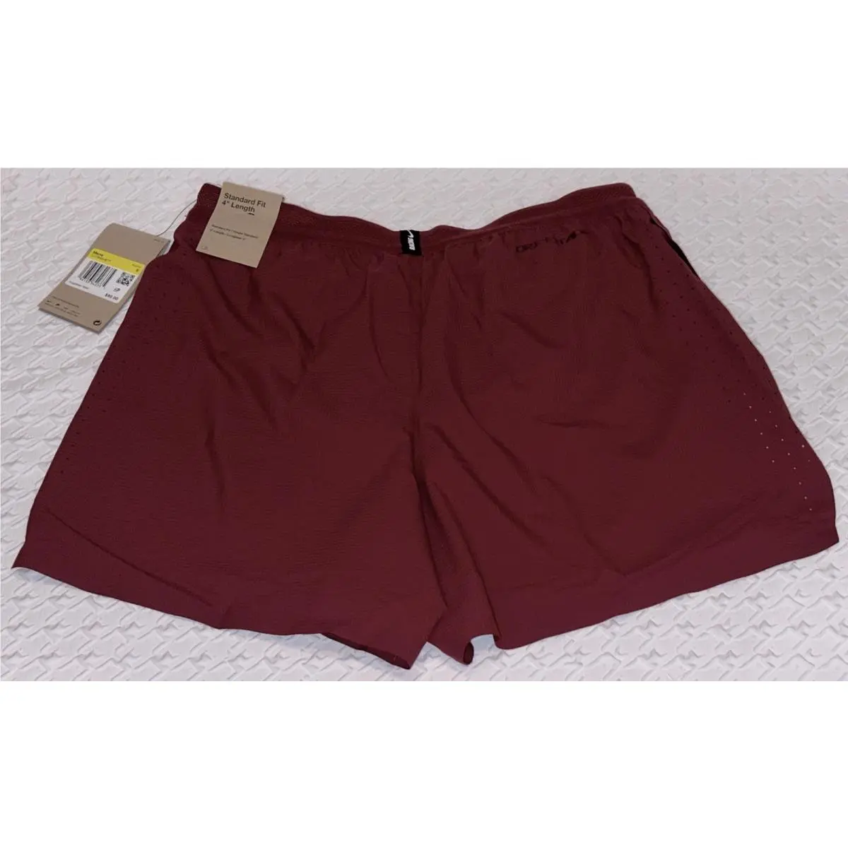 Nike clothing - Nike Aeroswift 4