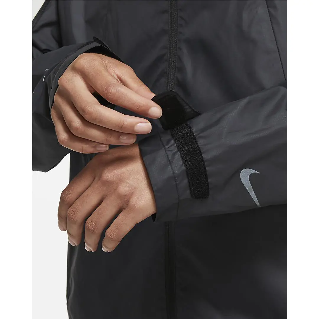 Nike clothing - black with reflective silver 4