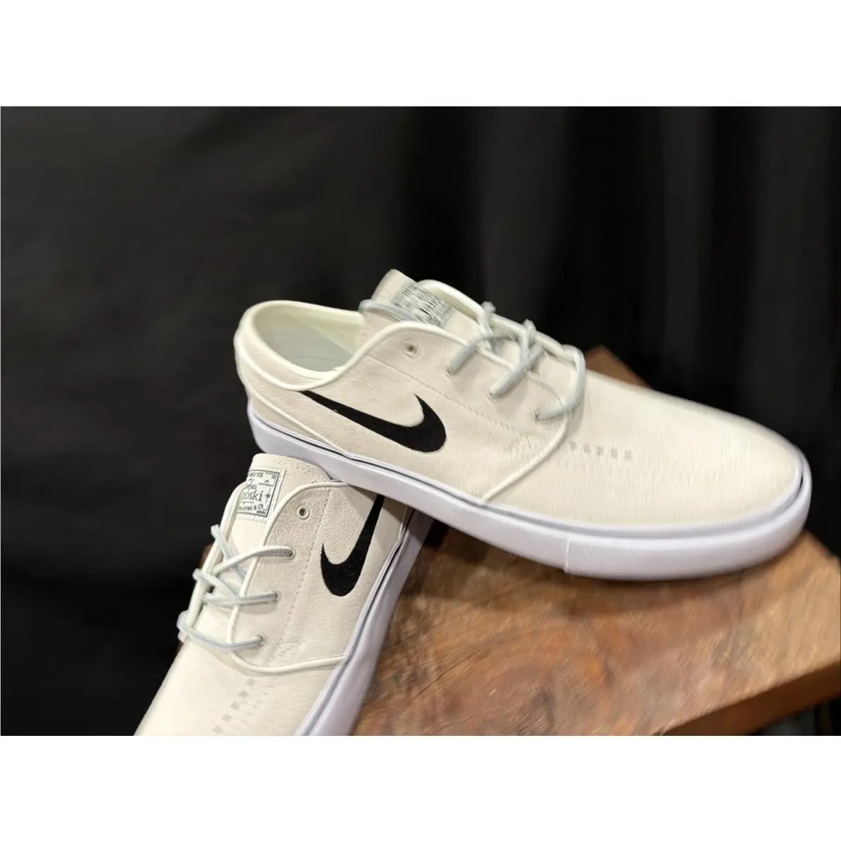 Nike shoes - Nike Zoom Stefan Janoski+ SB - FD6757-100 - Ivory, Manufacturer: Summit White/Black/Summit White/White/Black/Gum Light Brown 1
