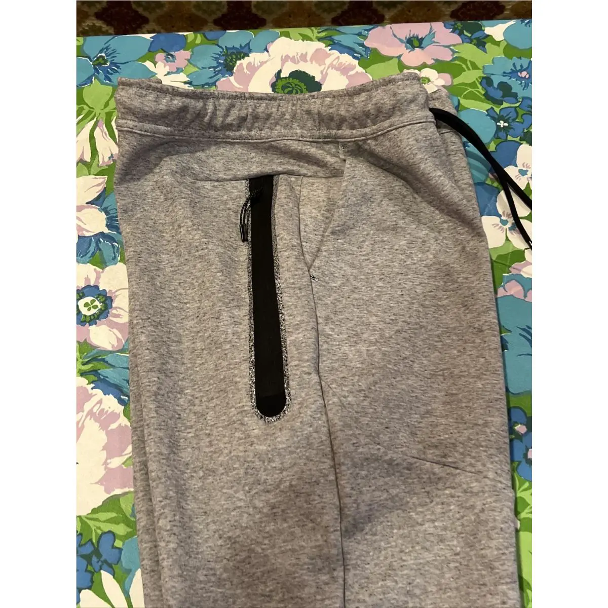 Nike clothing - DR9162-010 - DR9162-010 - Grey Black (UPC: 195238962869) 15