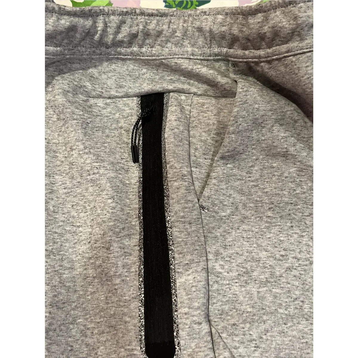 Nike clothing - DR9162-010 - DR9162-010 - Grey Black (UPC: 195238962869) 16