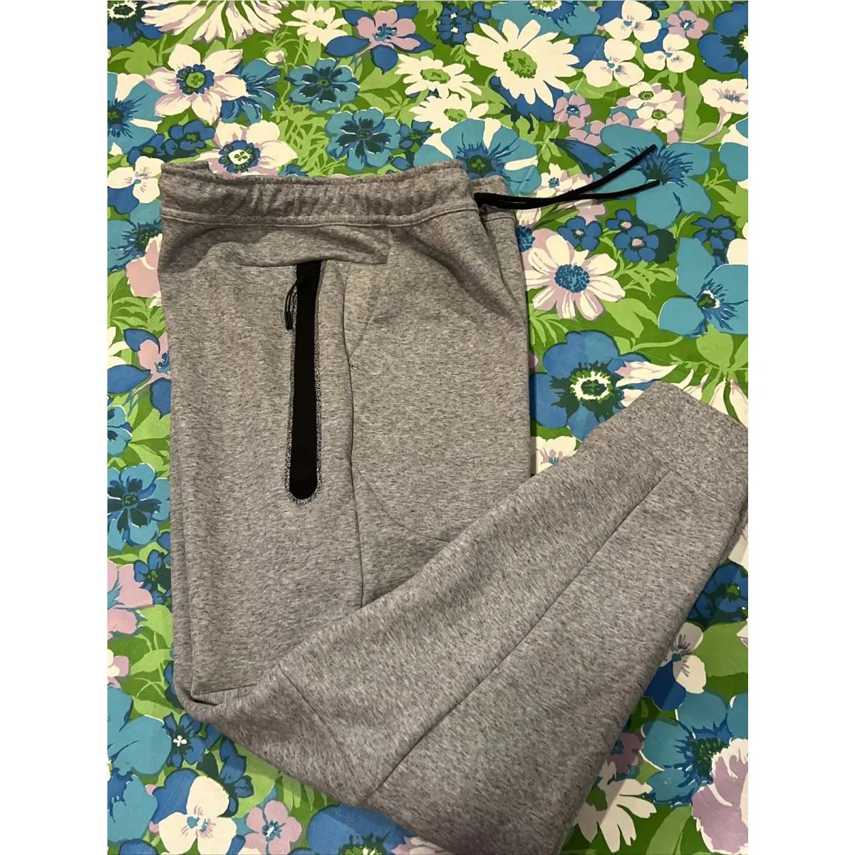 Nike clothing - DR9162-010 - DR9162-010 - Grey Black (UPC: 195238962869) 17