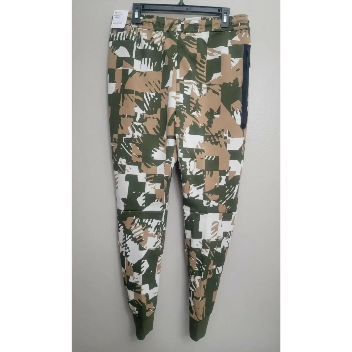 Nike clothing - Tech Fleece Pants - Tech Fleece Pants - DM6472-072 - Light Bone (UPC: 195245648961) 2