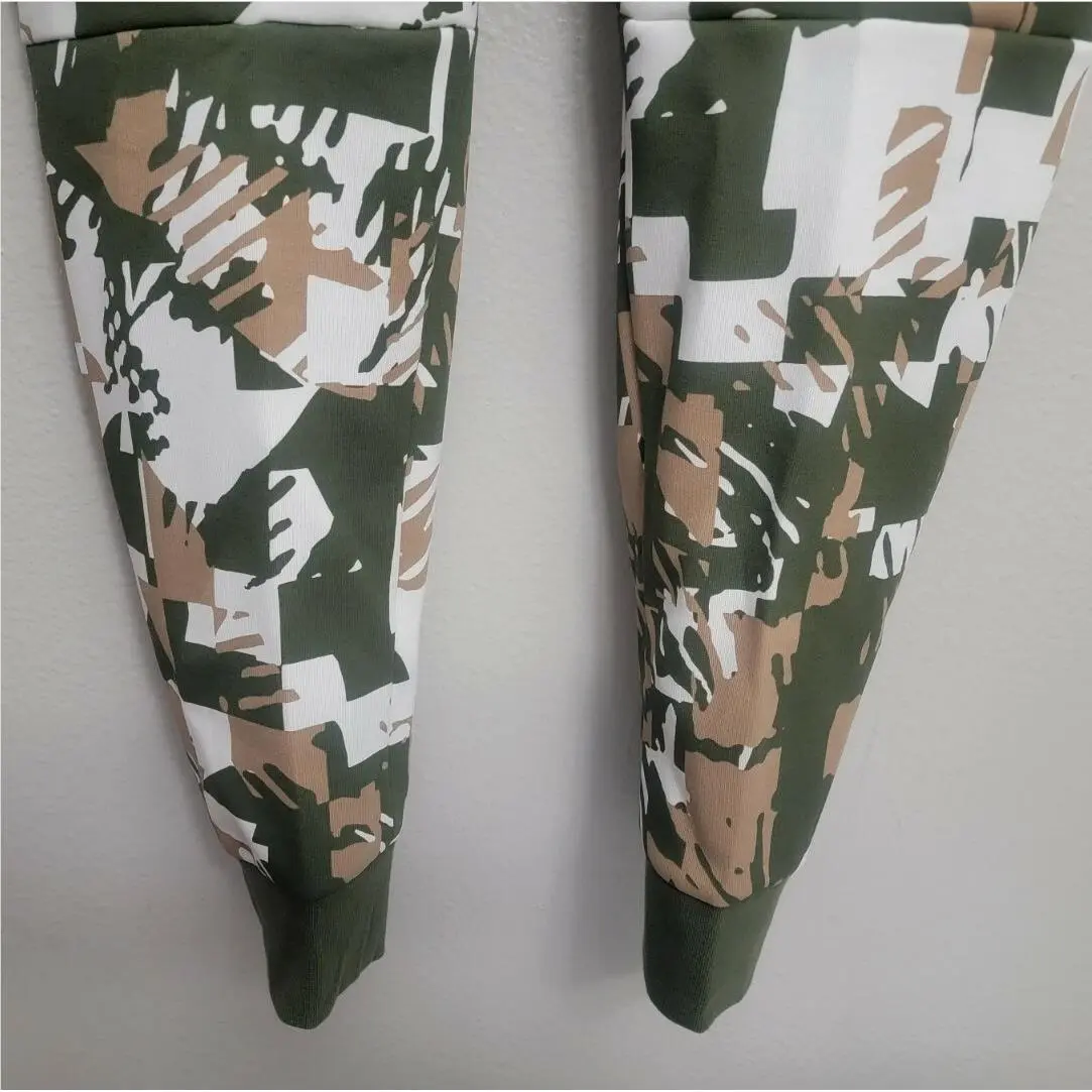 Nike clothing - Tech Fleece Pants - Tech Fleece Pants - DM6472-072 - Light Bone (UPC: 195245648961) 4