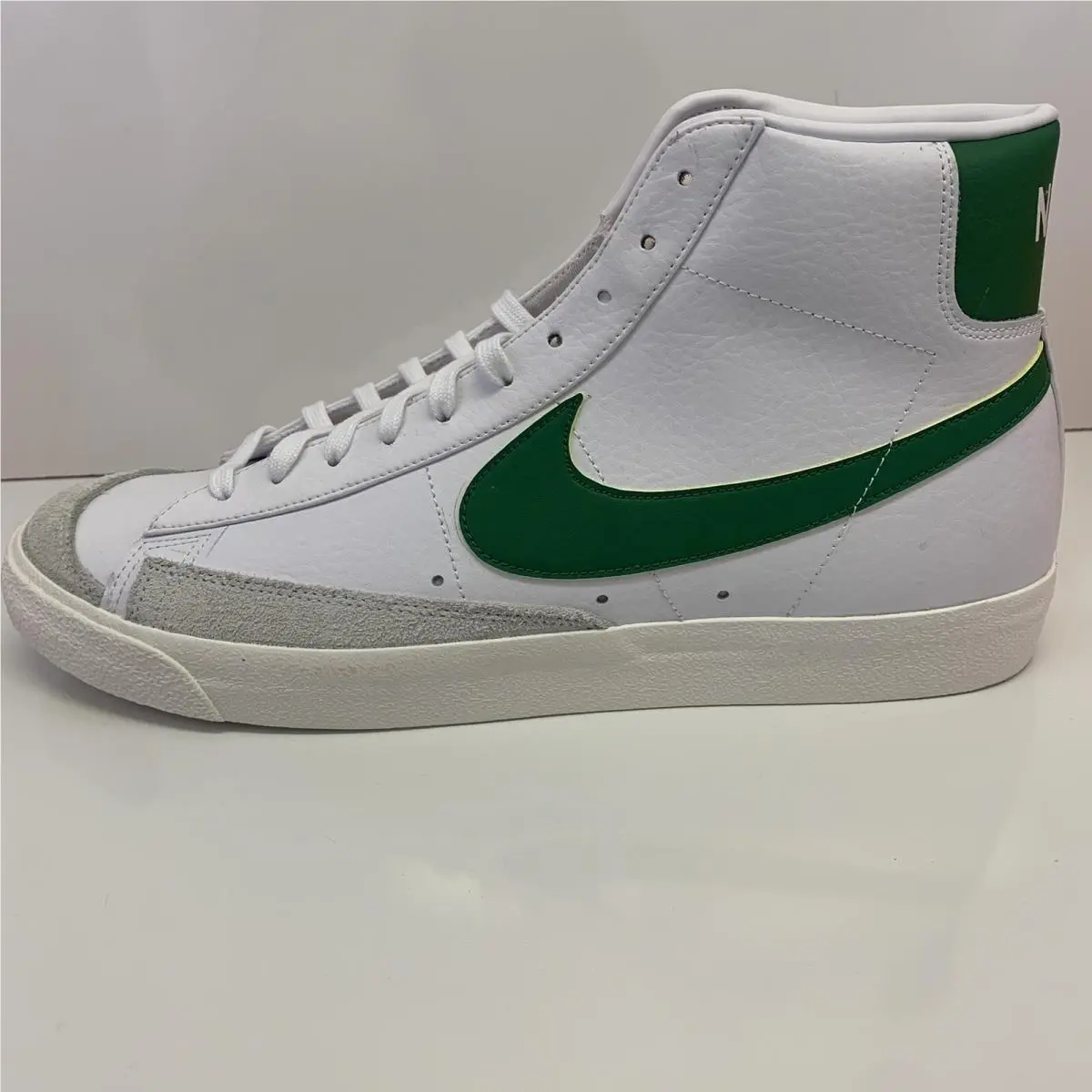 Nike shoes - Nike Blazer 77 - Blazer - BQ6806 115 - White 0