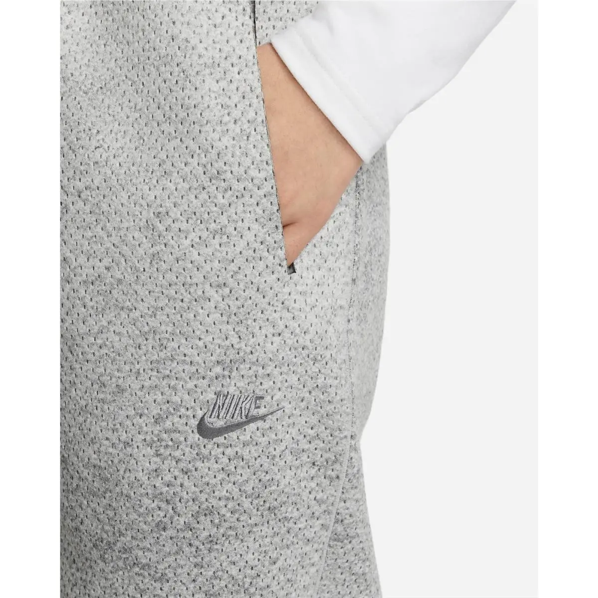 Nike clothing - Tech Fleece - Tech Fleece - DQ4266-077 - Gray, Manufacturer: Smoke Grey/Heather/Light Smoke Grey/Cool Grey (UPC: 196147188784) 4