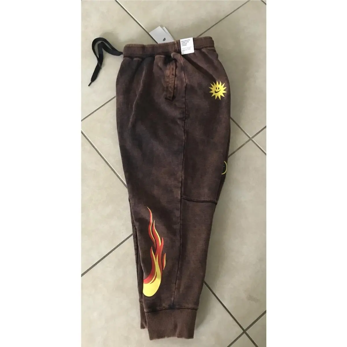 Nike clothing - Nike - DZ3054-010 - Rust-Black (UPC: 0196153030787) 1