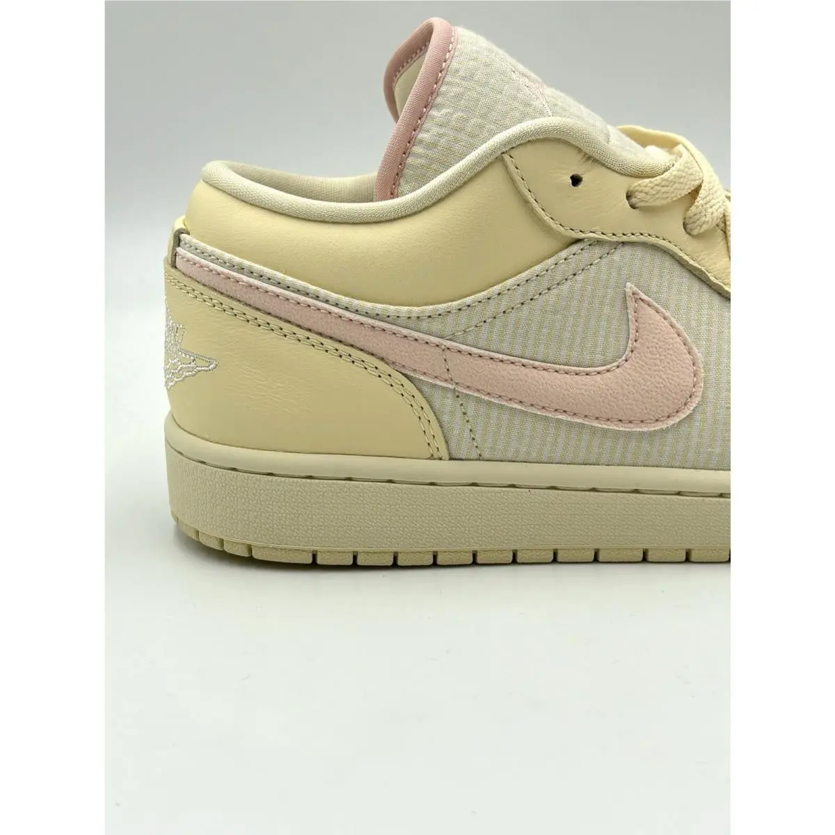 Nike shoes - Nike Air Jordan 1 - Air - FQ1925-100 - Ivory 7