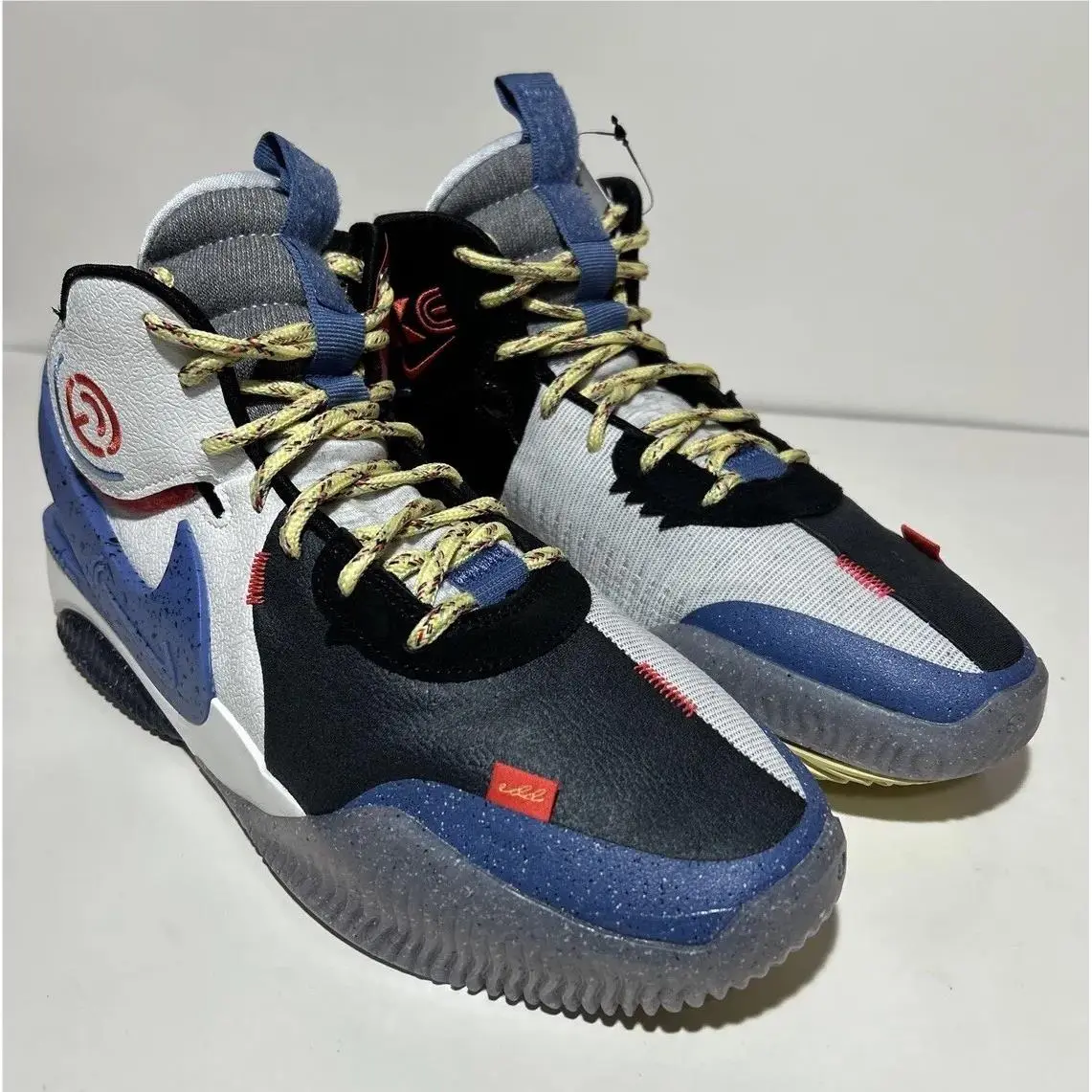 Nike shoes - Nike Air Deldon - Air Deldon - DM4096-100 - Summit White/Indigo Storm 1