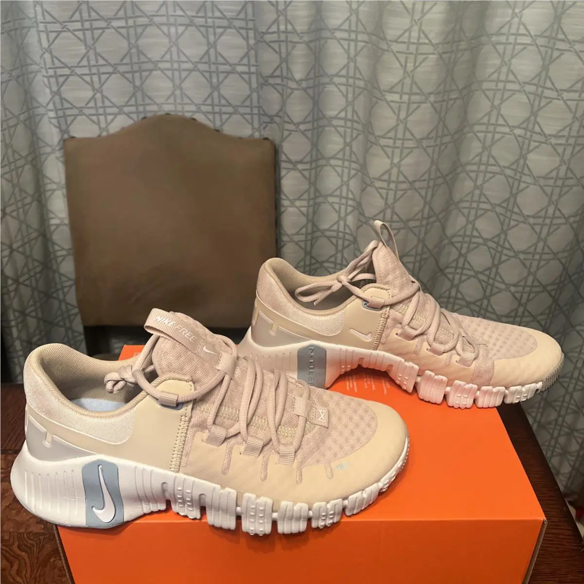 Nike shoes - Nike Free Metcon - Free Metcon - DV3950 105 - Beige (UPC: 0197593882394) 1