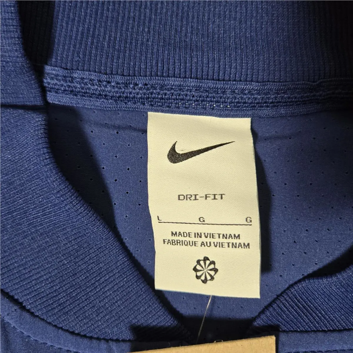 Nike clothing - Nike Dri-Fit - Blue (UPC: 0197600129474) 1