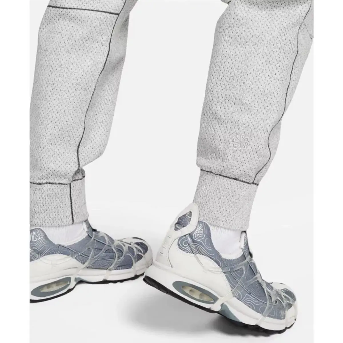 Nike clothing - Tech Fleece - Tech Fleece - DQ4266-084 - Gray, Manufacturer: Light Smoke Grey/Heather/Anthracite/Light Smoke Grey (UPC: 0196147188845) 4