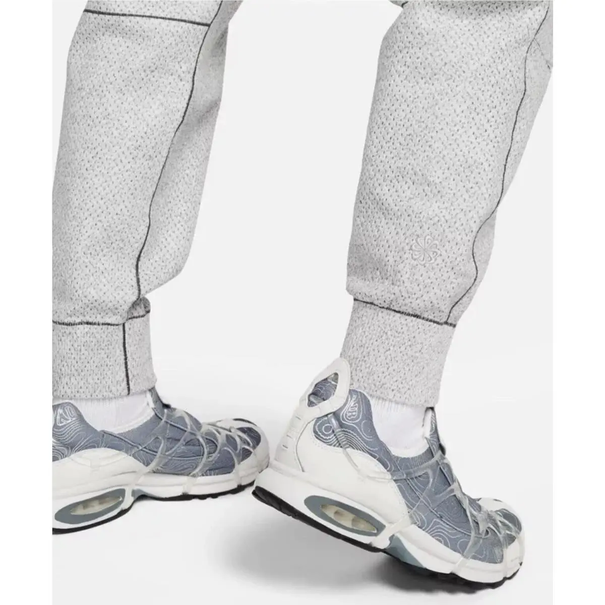 Nike clothing - Tech Fleece - Tech Fleece - DQ4266-084 - Gray, Manufacturer: Light Smoke Grey/Heather/Anthracite/Light Smoke Grey (UPC: 0196147188845) 4
