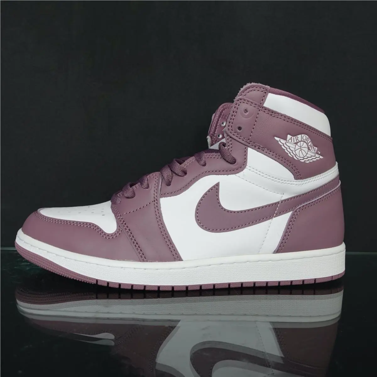 Nike shoes - Nike Air Jordan 1 - Air - Nike Mens Sneakers - White 1