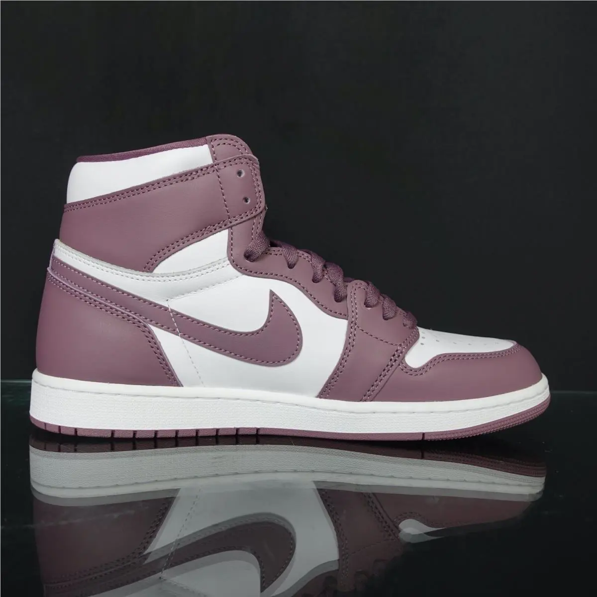Nike shoes - Nike Air Jordan 1 - Air - Nike Mens Sneakers - White 5